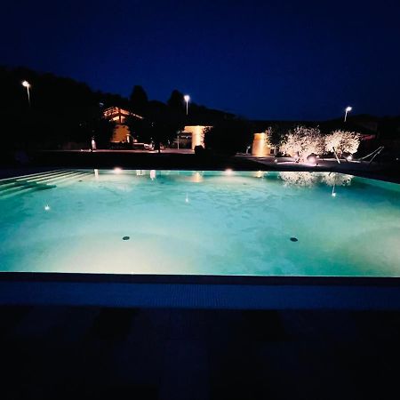 B&B Alciliegio Casnate Con Bernate Luaran gambar
