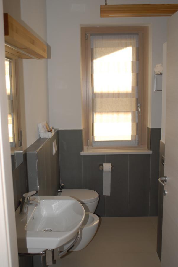 B&B Alciliegio Casnate Con Bernate Luaran gambar